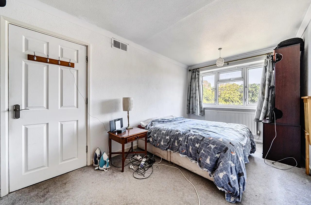 Grove Road, DA7, photo 9