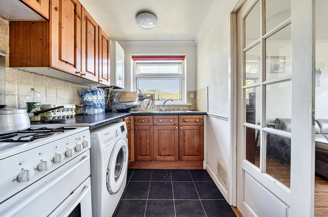 Grove Road, DA7, photo 12