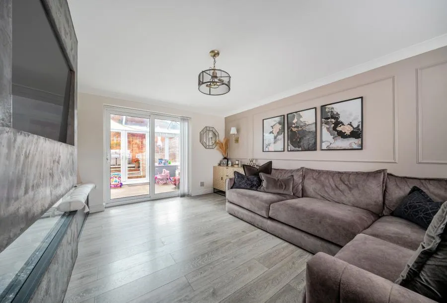 Hawkins Close, Bristol, BS30, photo 3