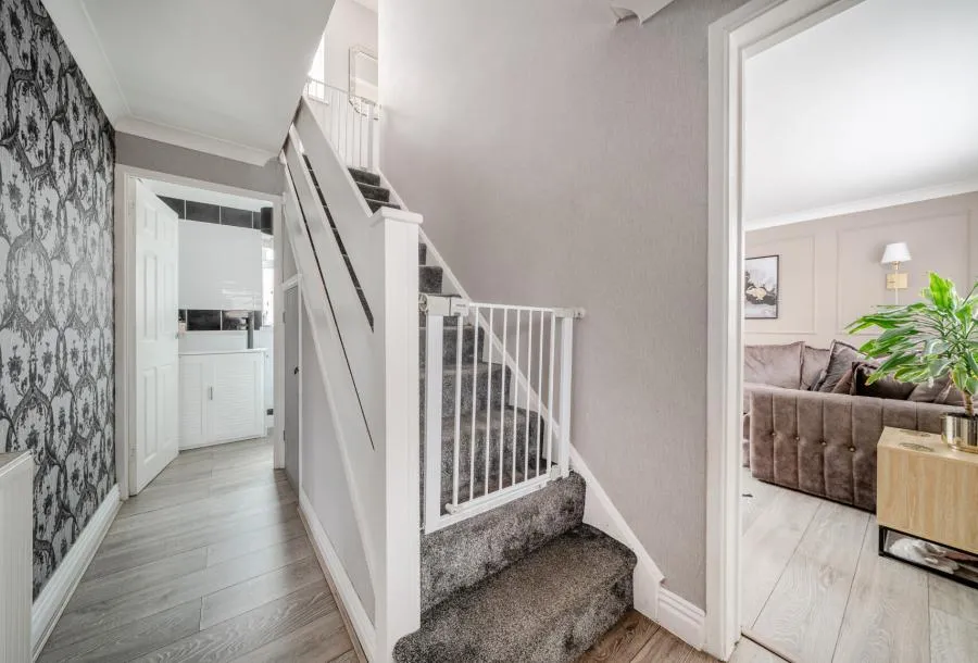Hawkins Close, Bristol, BS30, photo 9