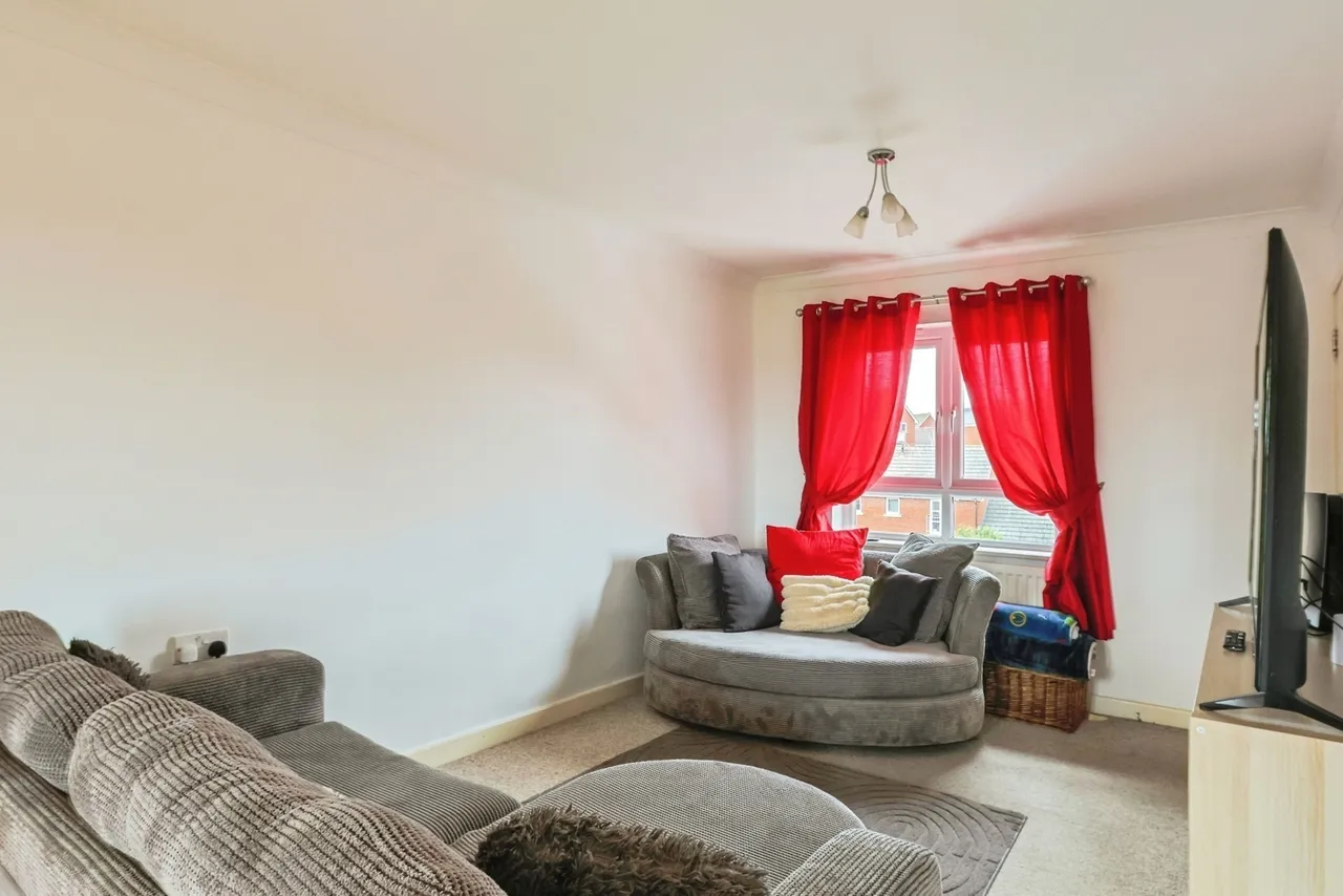 Newfoundland Drive, Poole, BH15, photo 6