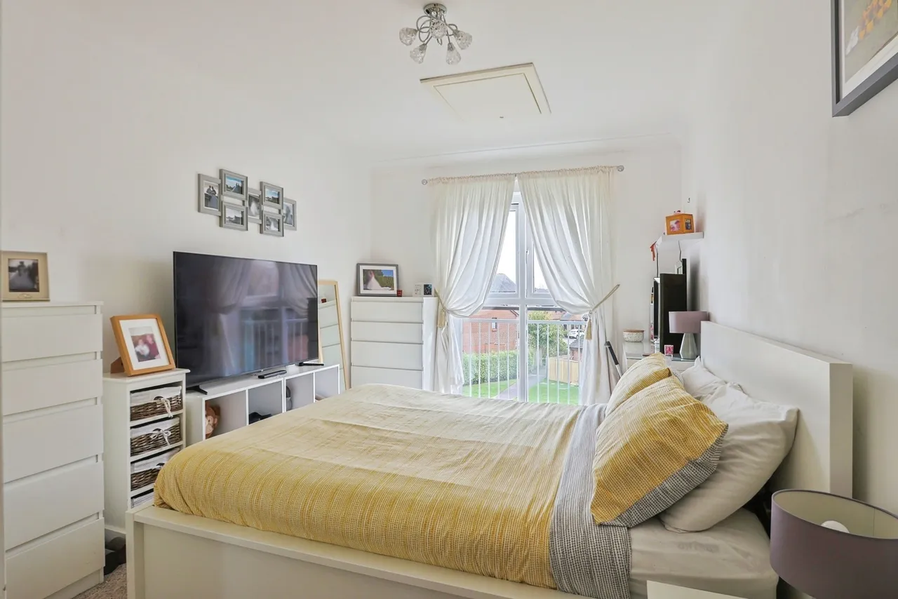 Newfoundland Drive, Poole, BH15, photo 10