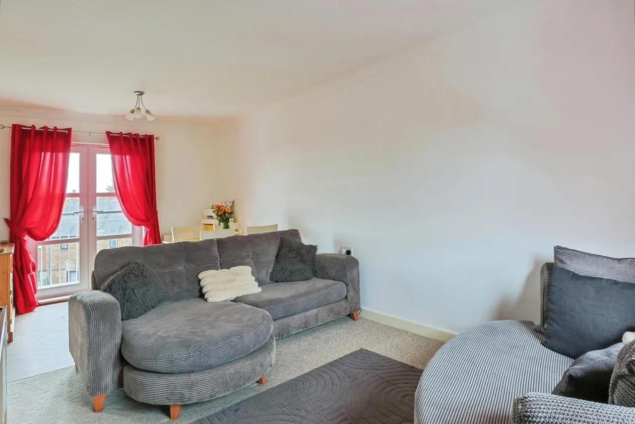 Newfoundland Drive, Poole, BH15, photo 3