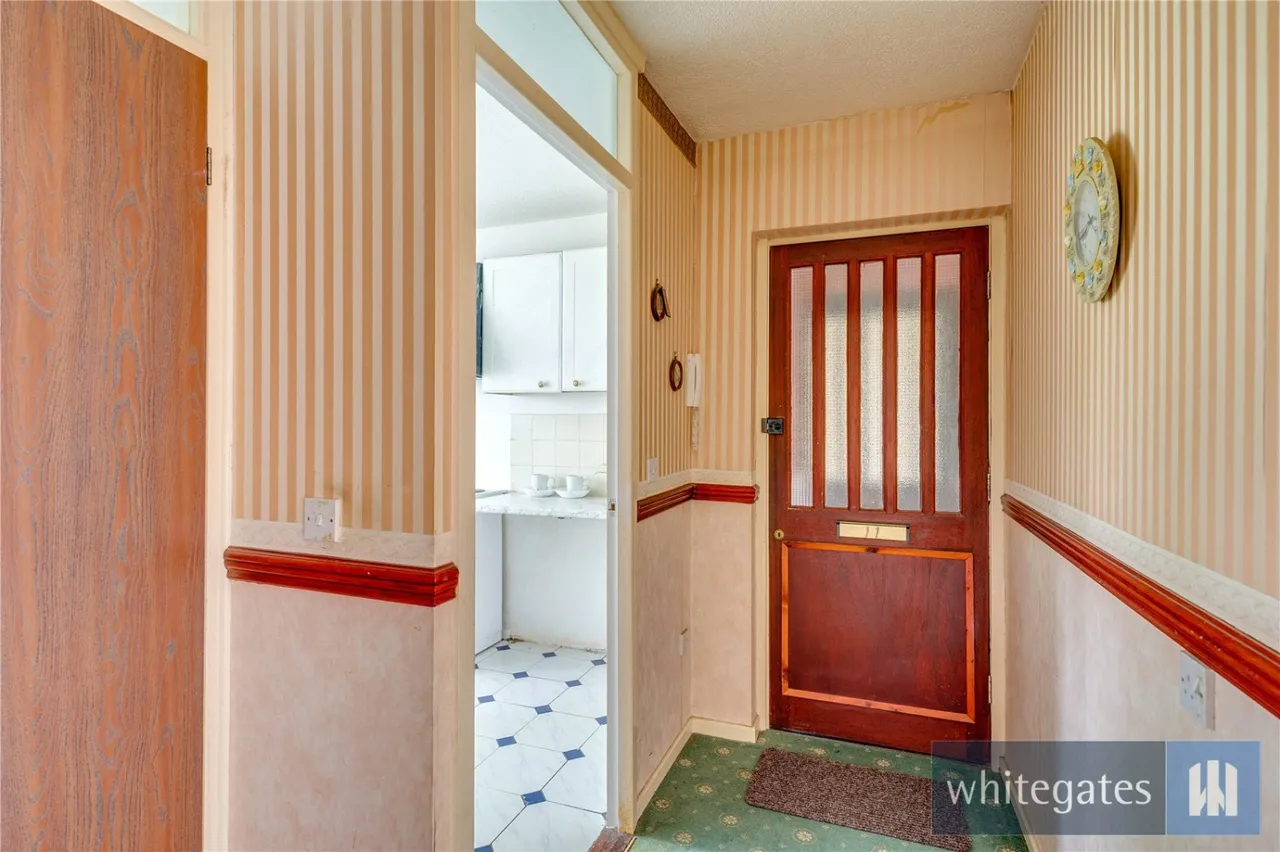 Sylvan Court, Liverpool, L25, photo 4