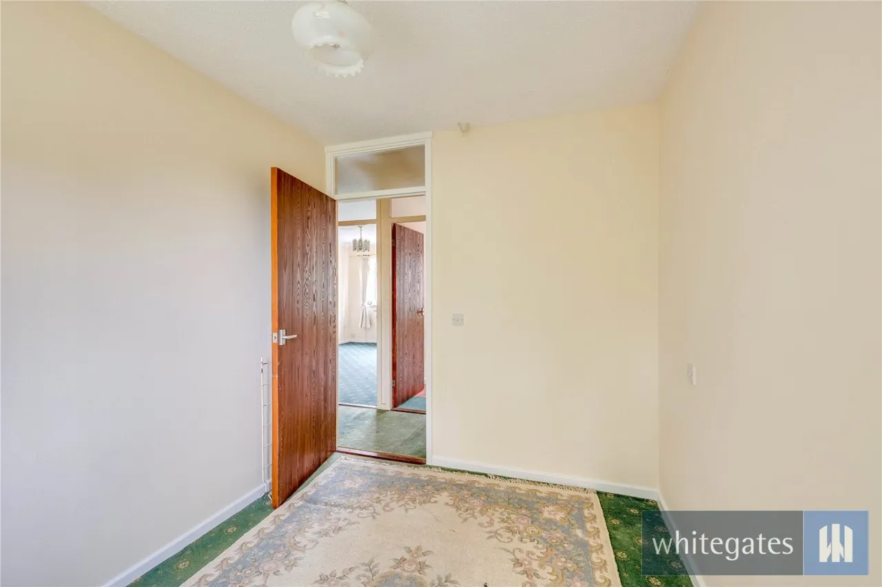 Sylvan Court, Liverpool, L25, photo 19