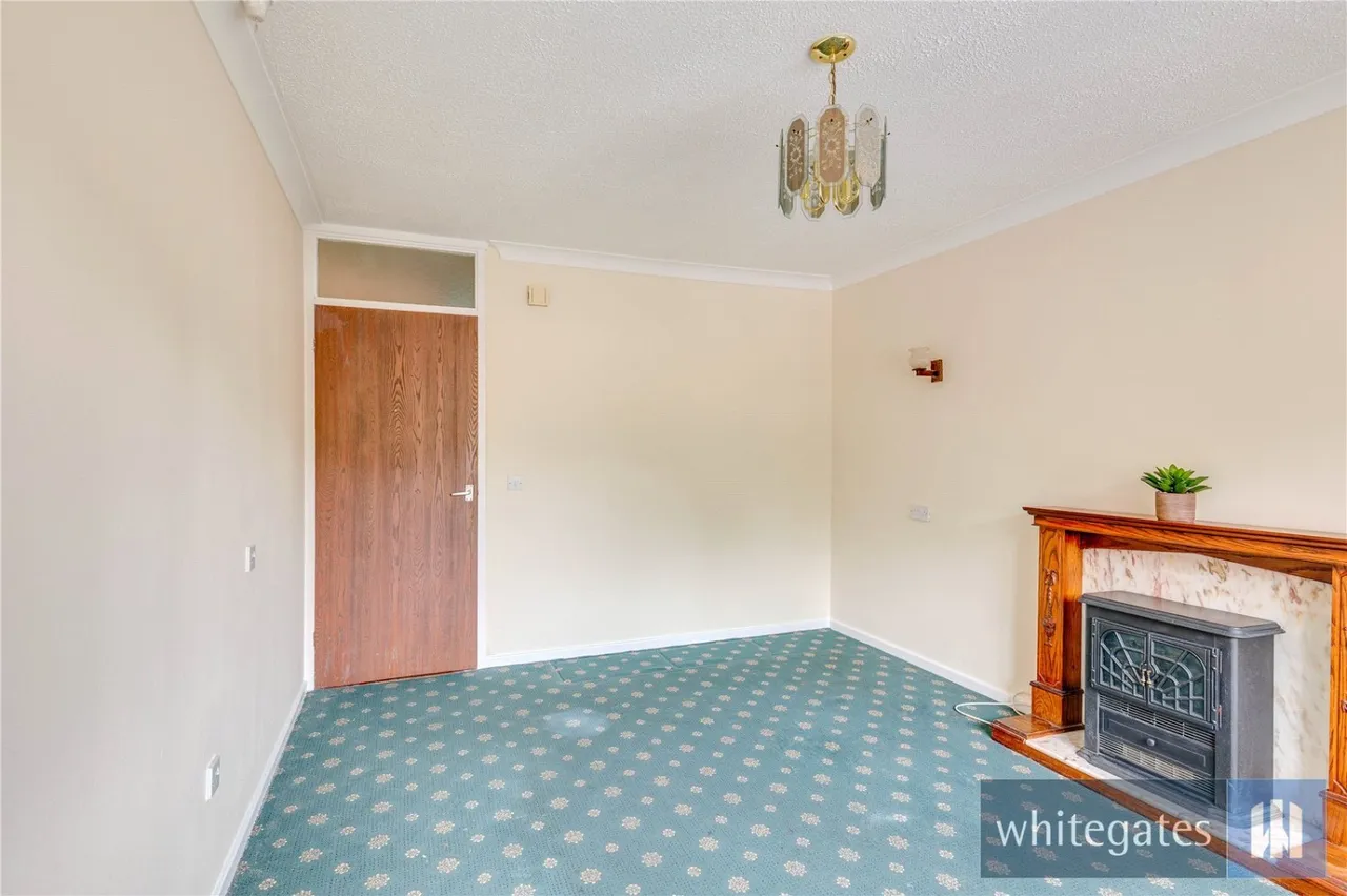Sylvan Court, Liverpool, L25, photo 8