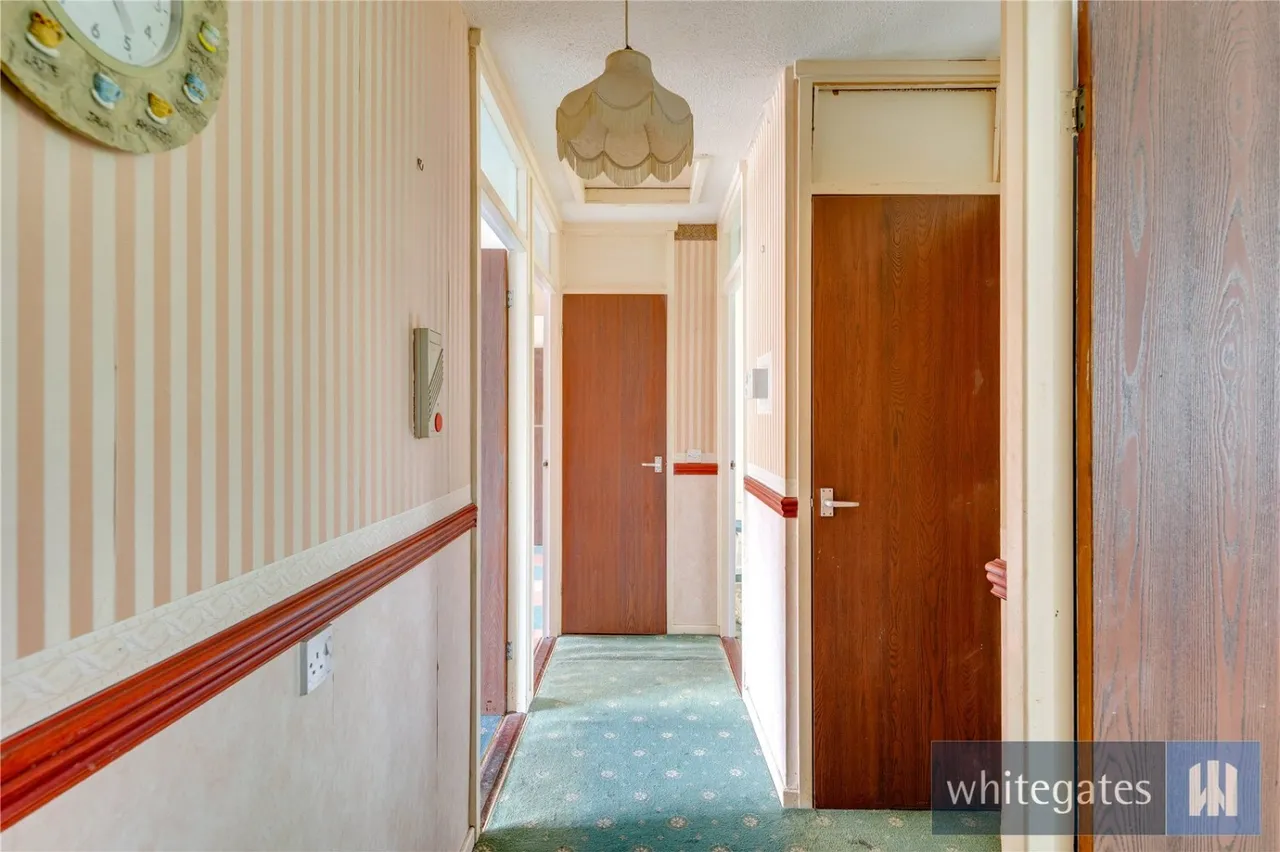 Sylvan Court, Liverpool, L25, photo 2