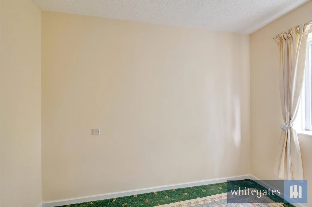 Sylvan Court, Liverpool, L25, photo 18
