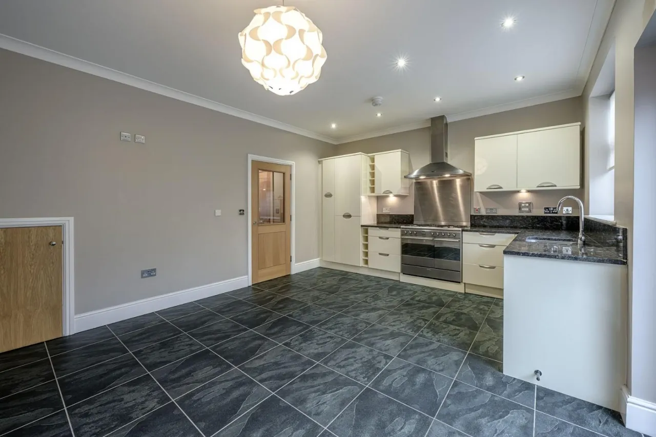 Vernon Road, Birmingham, B16, photo 8