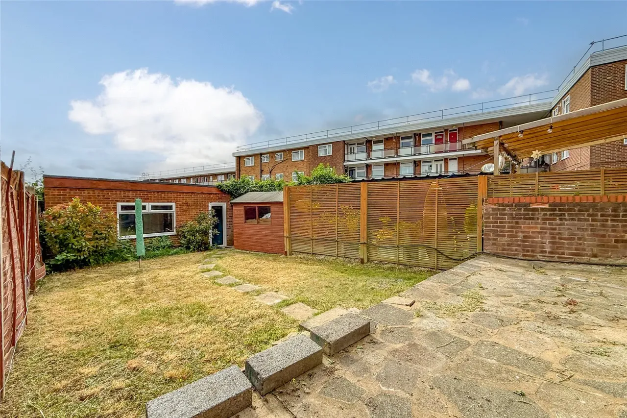 Trumpington Drive, St. Albans, Hertfordshire, AL1 2JP, photo 12