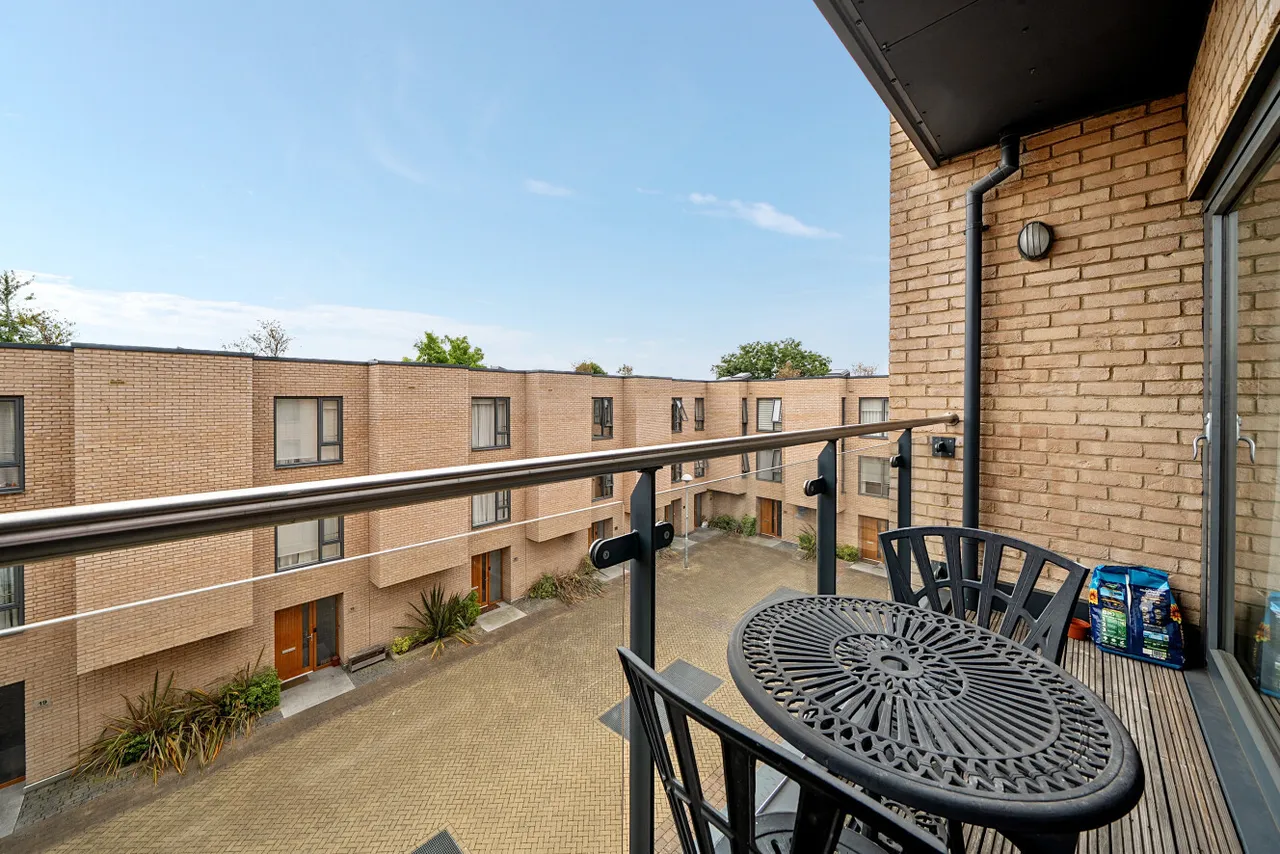 Vinery Way, Hammersmith, London, W6, photo 5