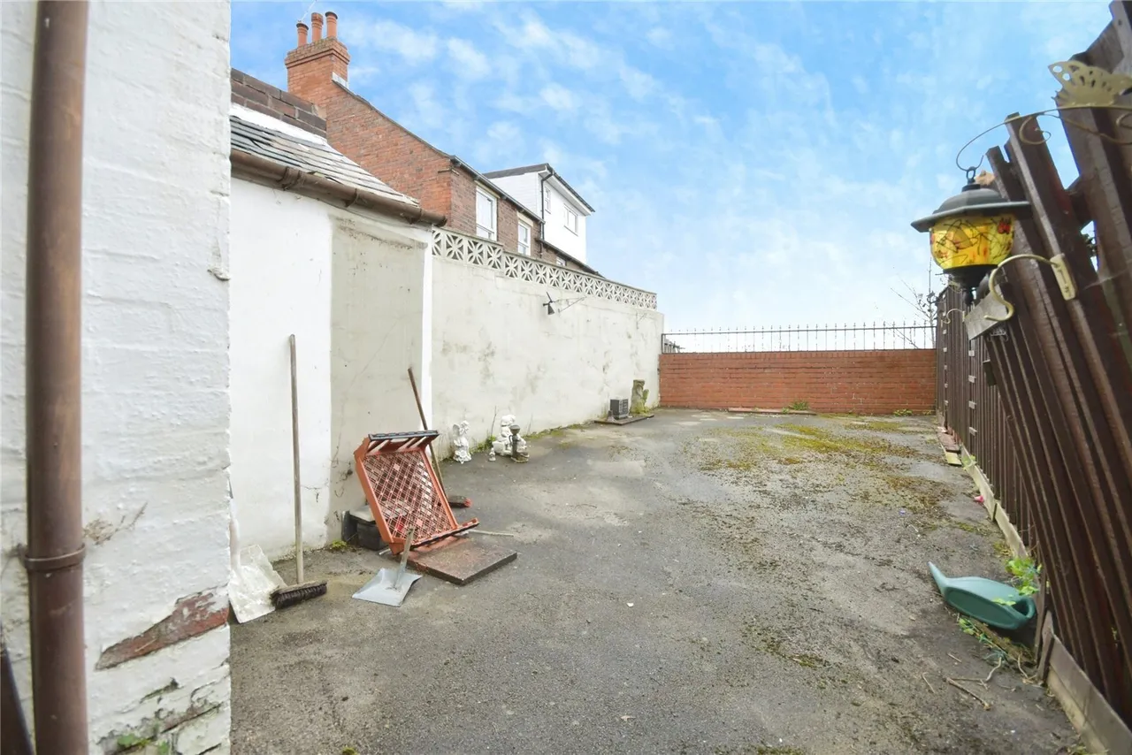 Wincobank Lane, Sheffield, S4, photo 14
