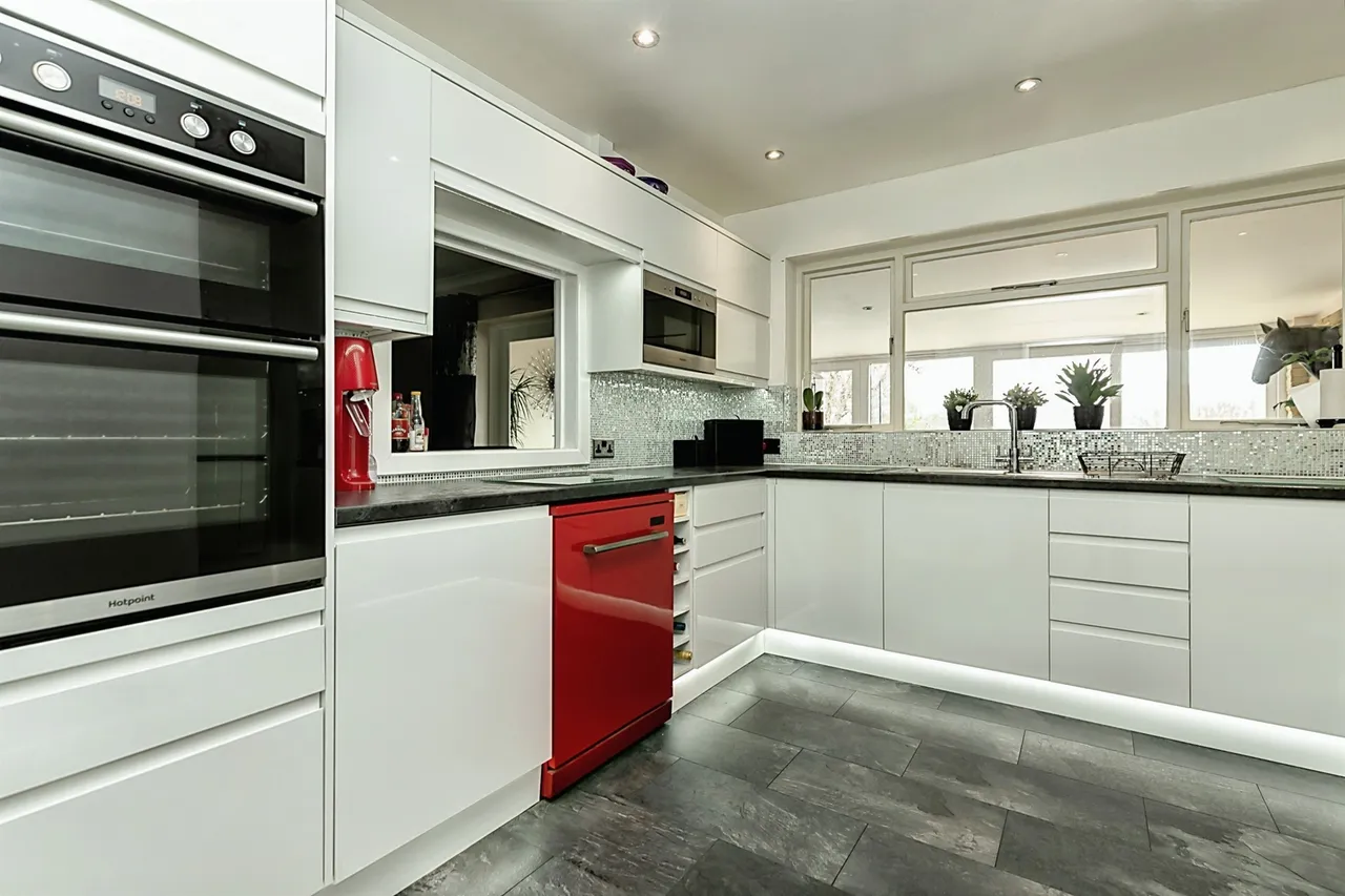 Filsham Drive, Bexhill-On-Sea, photo 3