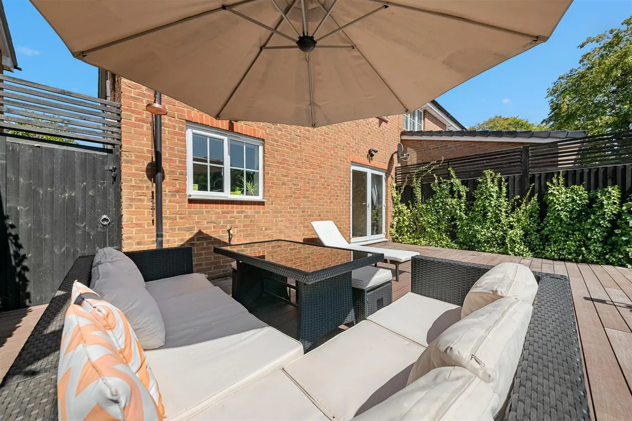 Hardings Row, Iver, photo 15