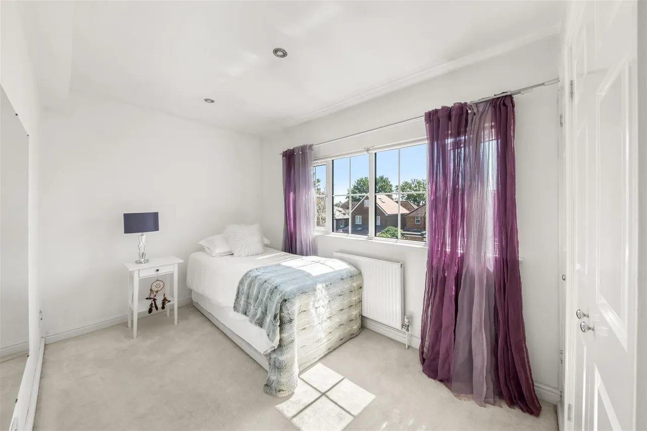 Hardings Row, Iver, photo 14