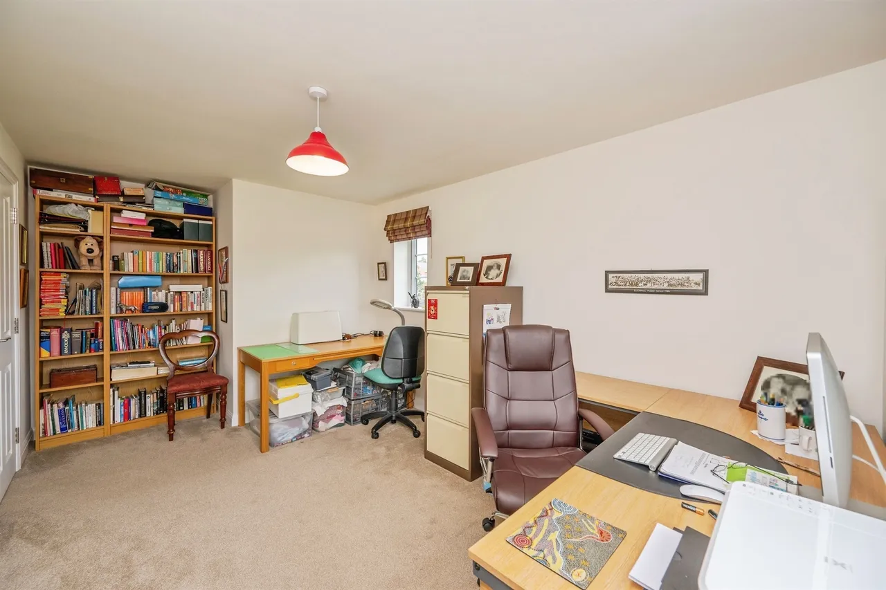 East Lawn Drive, Doveridge, DE6, photo 16