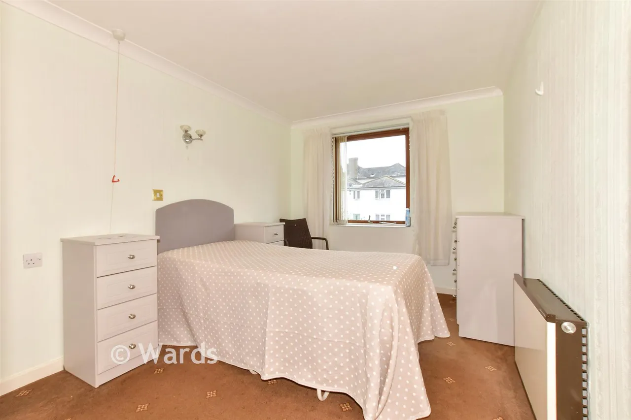 High Street, Herne Bay, CT6, photo 4