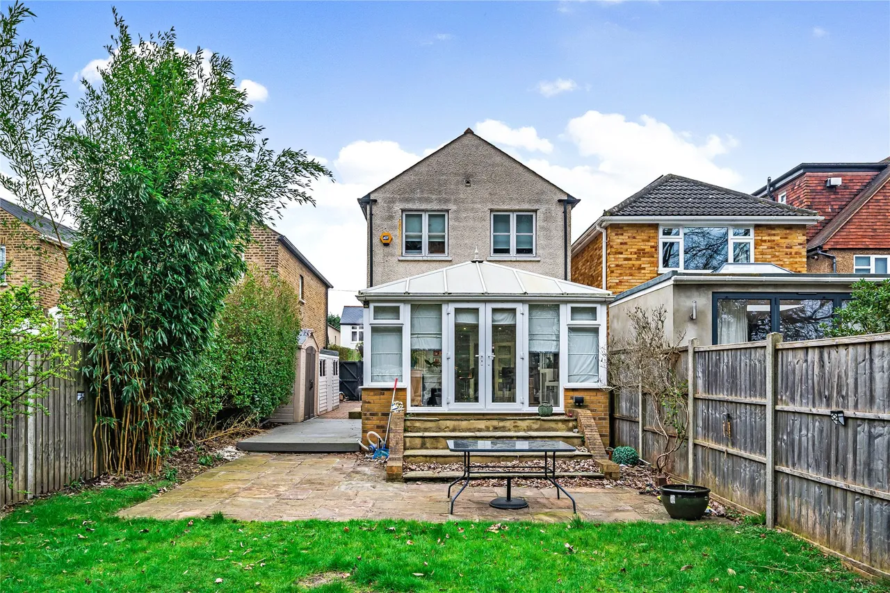 Dudley Road, Walton On Thames, KT12, photo 10