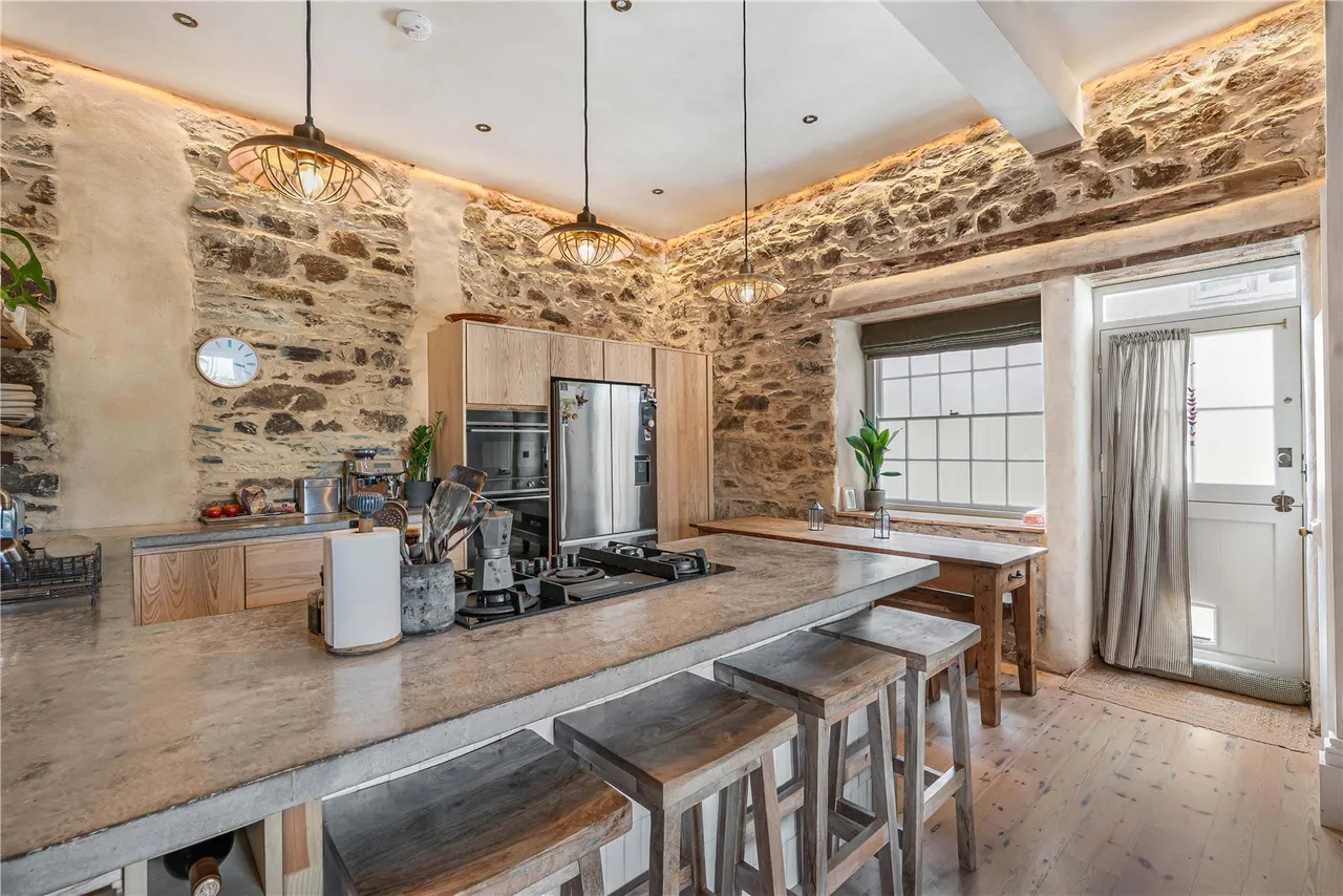 Stratton Terrace, Falmouth, Cornwall, TR11 2SY, photo 10