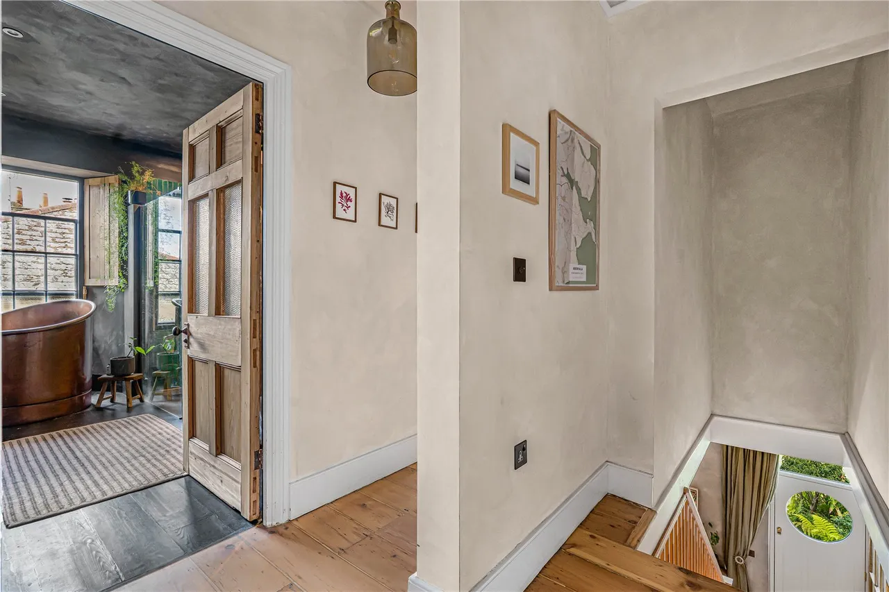 Stratton Terrace, Falmouth, Cornwall, TR11 2SY, photo 13