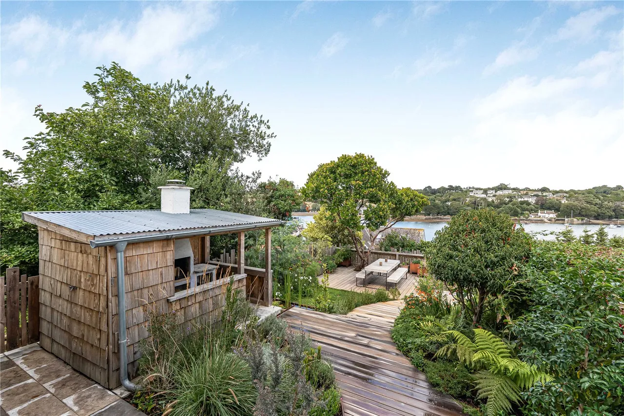 Stratton Terrace, Falmouth, Cornwall, TR11 2SY, photo 26