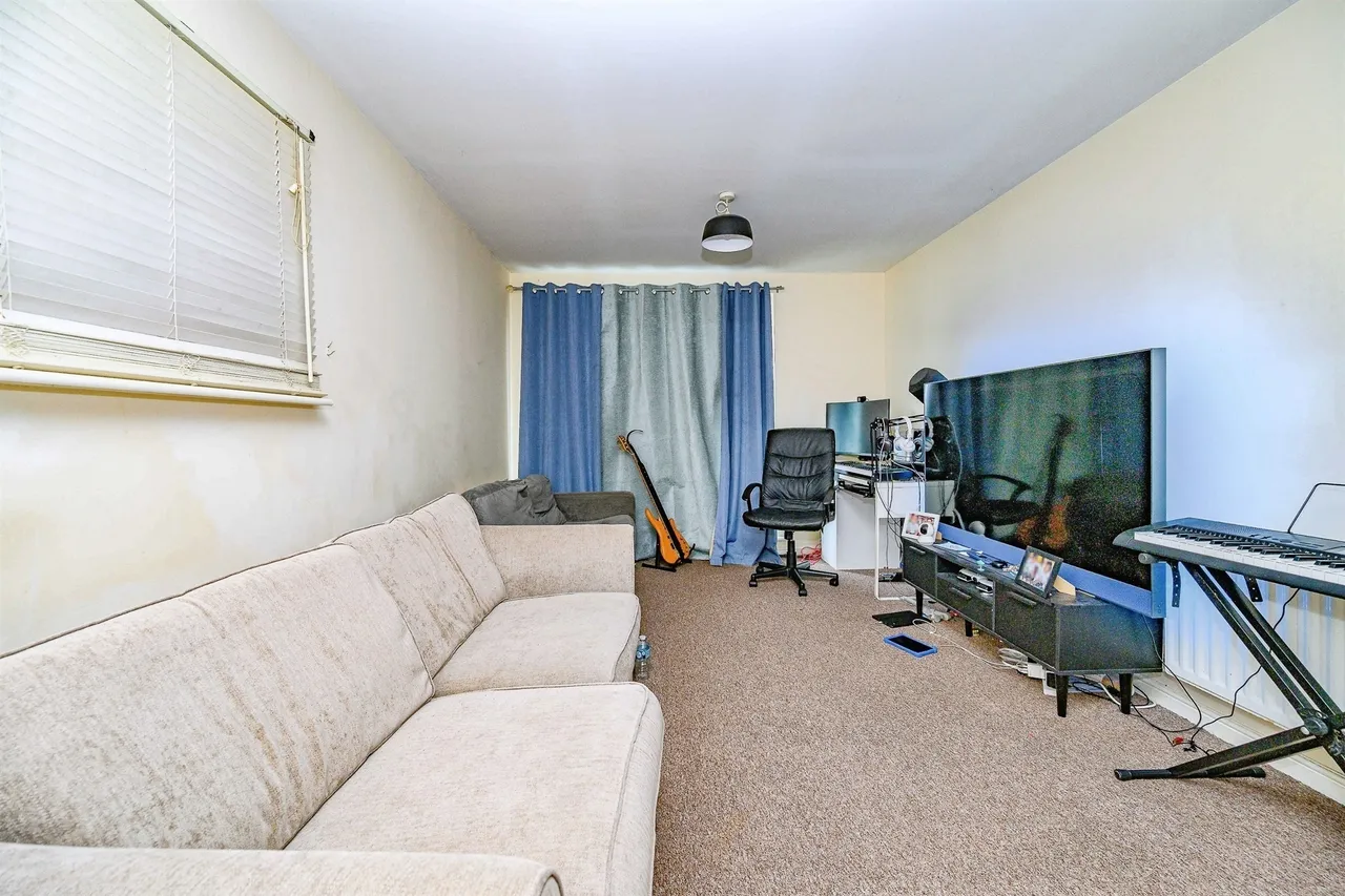 Parkhouse Court, Hatfield, AL10, photo 3
