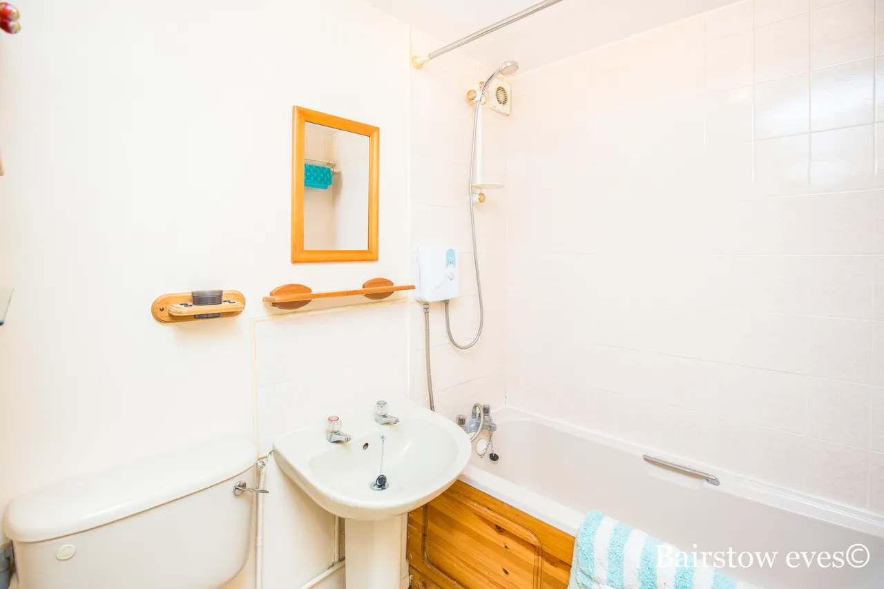Britten Court, Abbey Lane, Stratford E15, photo 9