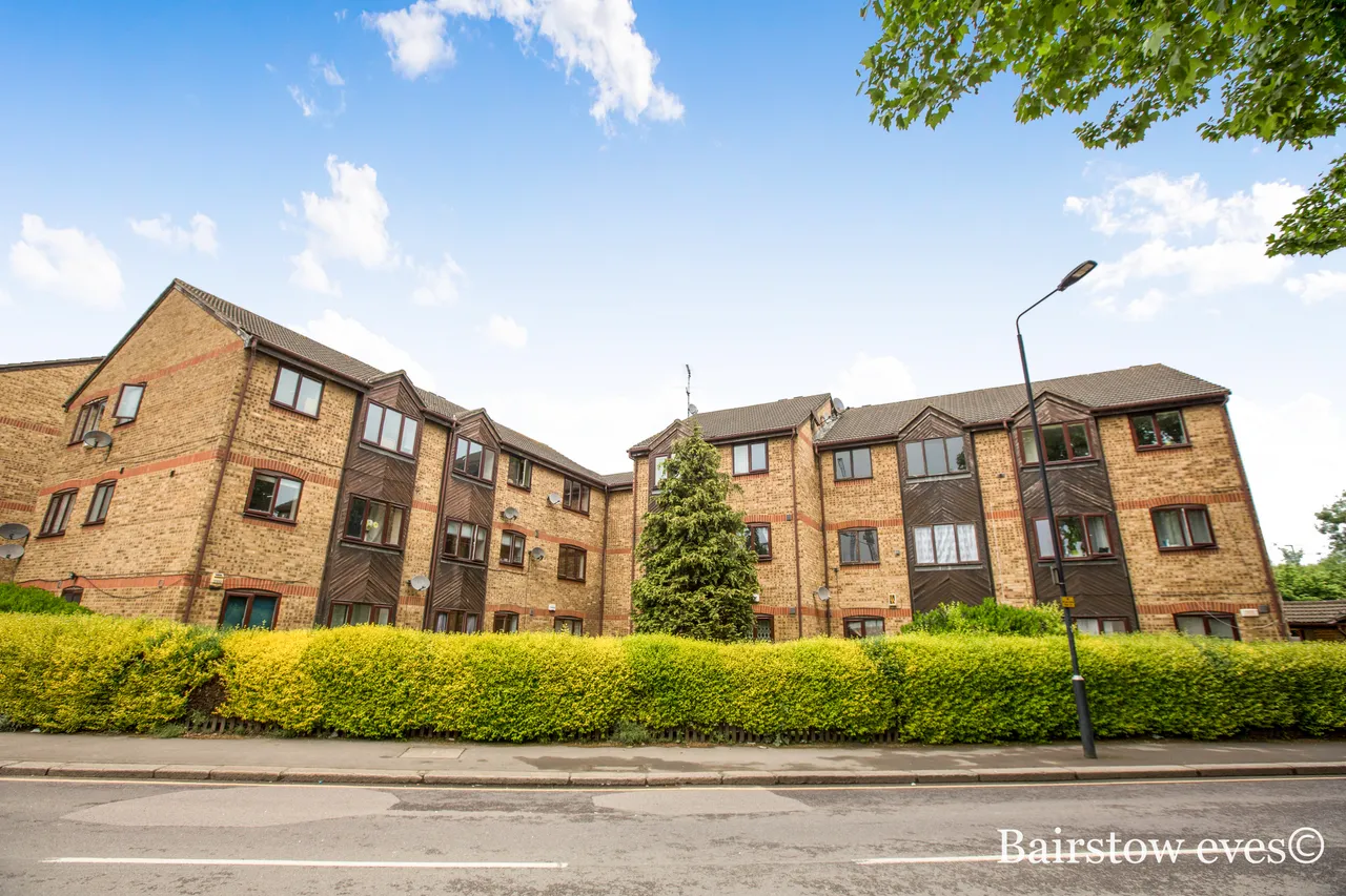 Britten Court, Abbey Lane, Stratford E15, photo 2