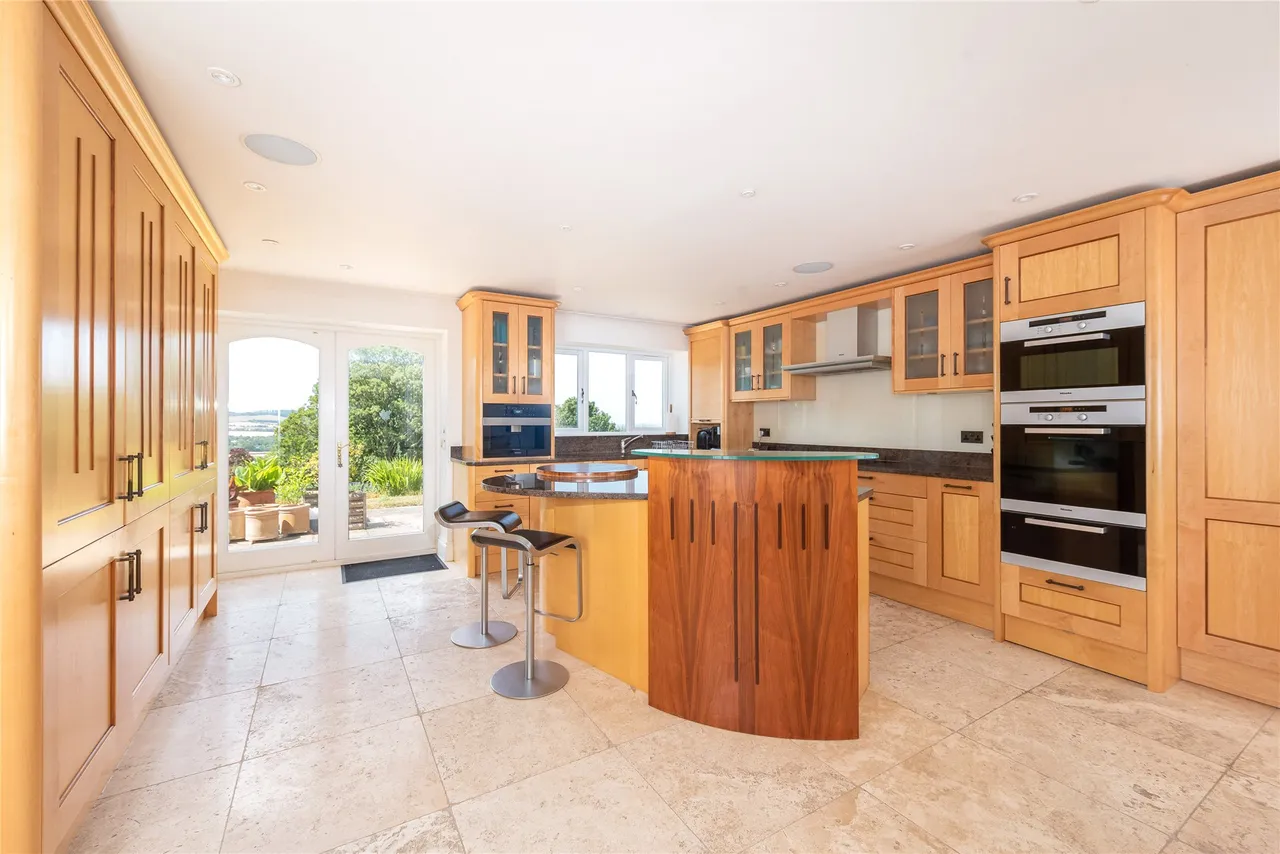 Loosley Row, HP27, photo 6
