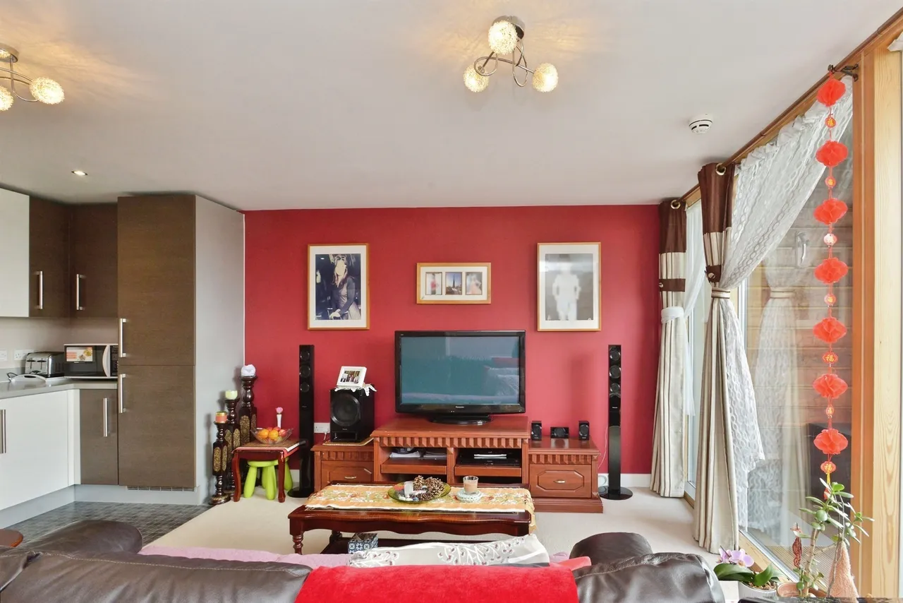 South Row, Milton Keynes, MK9, photo 4