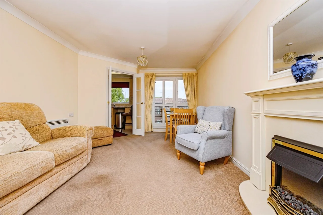 Lucas Gardens, Luton, LU3, photo 10