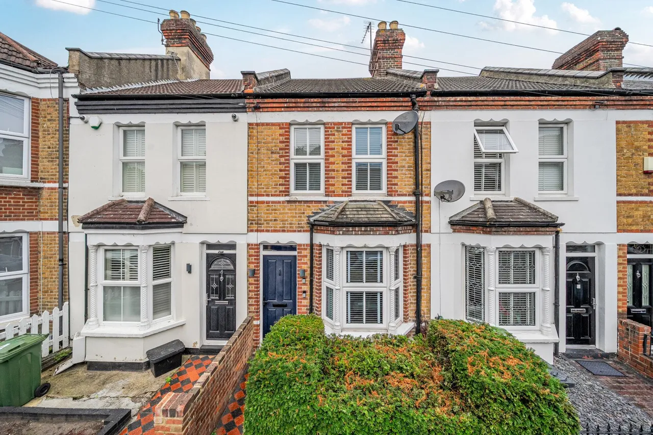 2 bed house for sale — Brandon Road, Kent, DA1