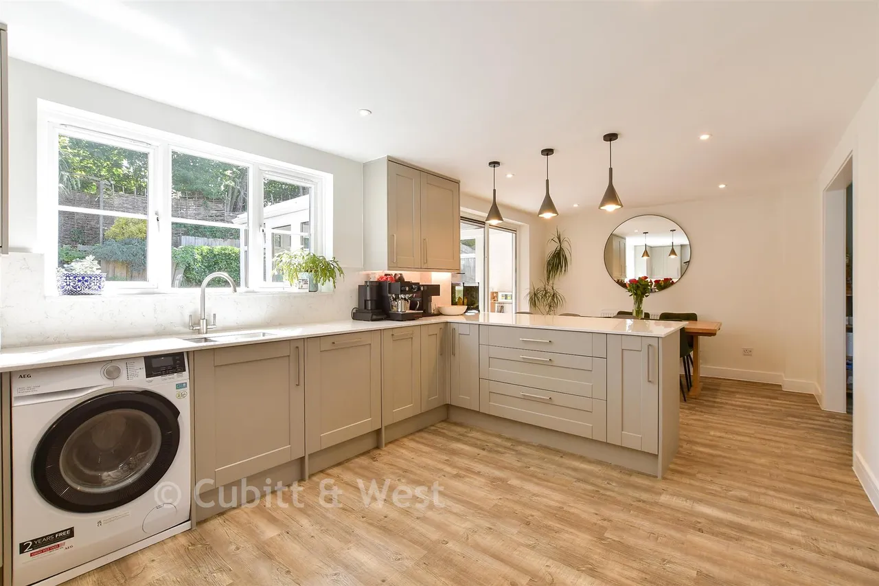 Rectory Close, Ashington, RH20, photo 3
