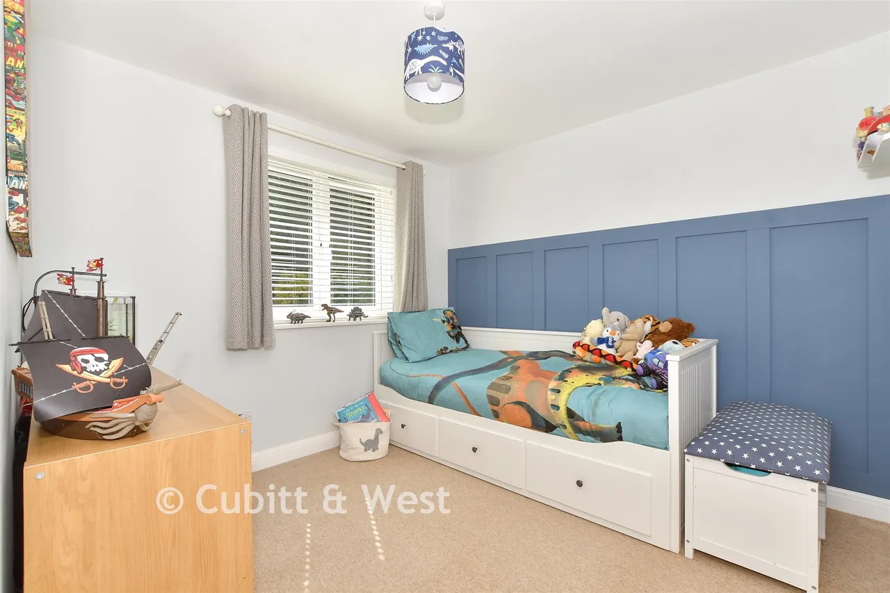 Rectory Close, Ashington, RH20, photo 9