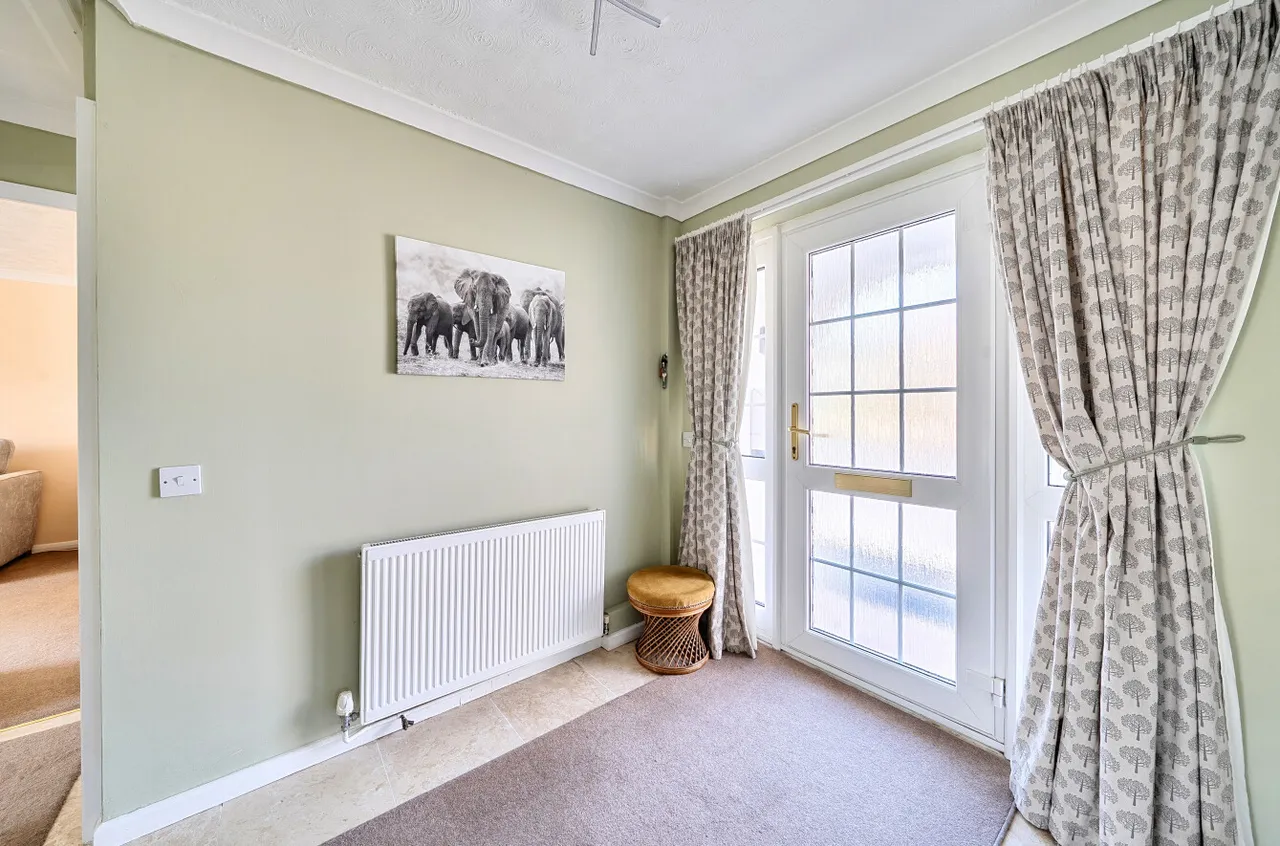Ennerdale Grove, Farnham, Surrey, GU9 0RX, photo 14