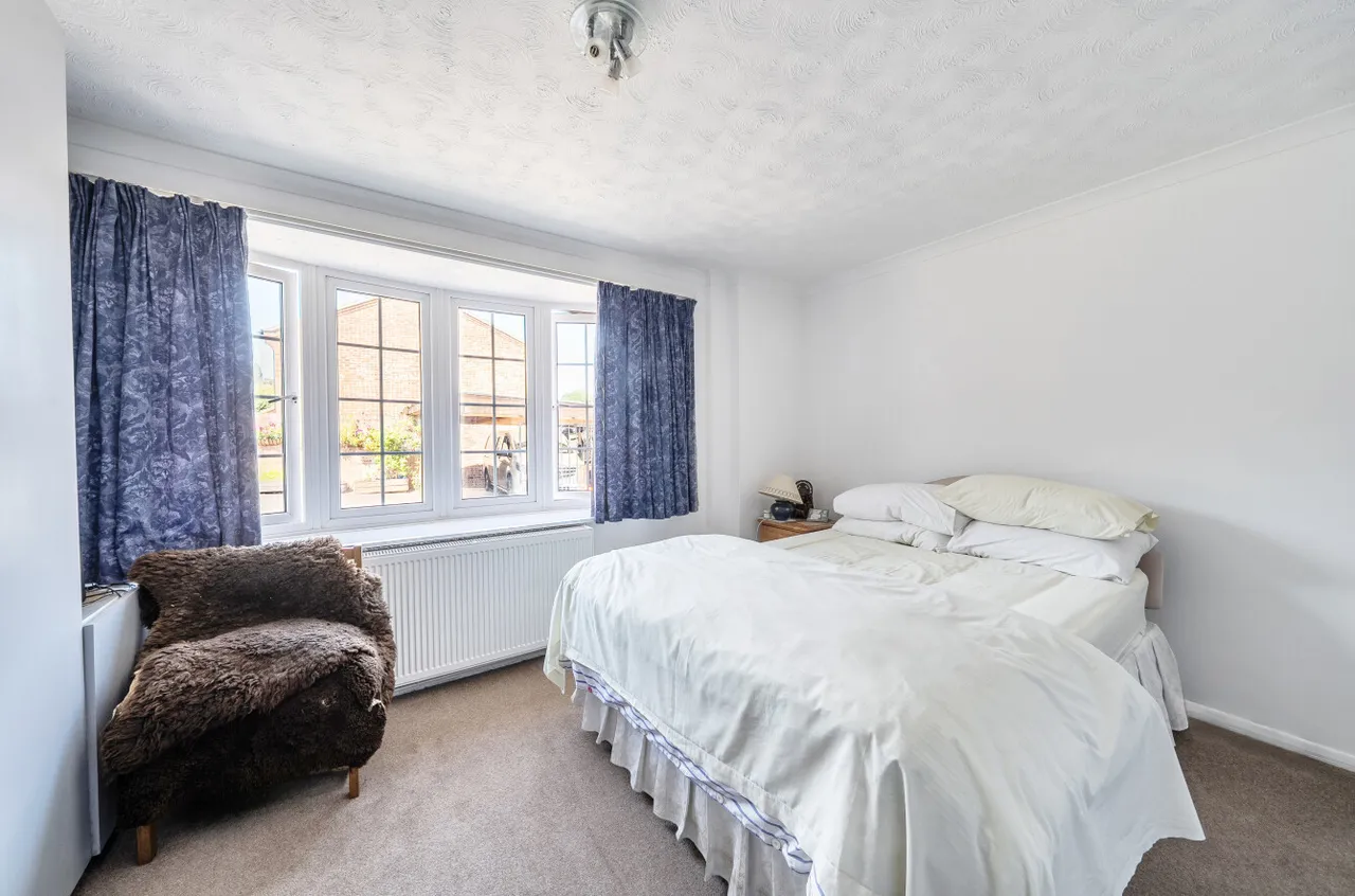 Ennerdale Grove, Farnham, Surrey, GU9 0RX, photo 18