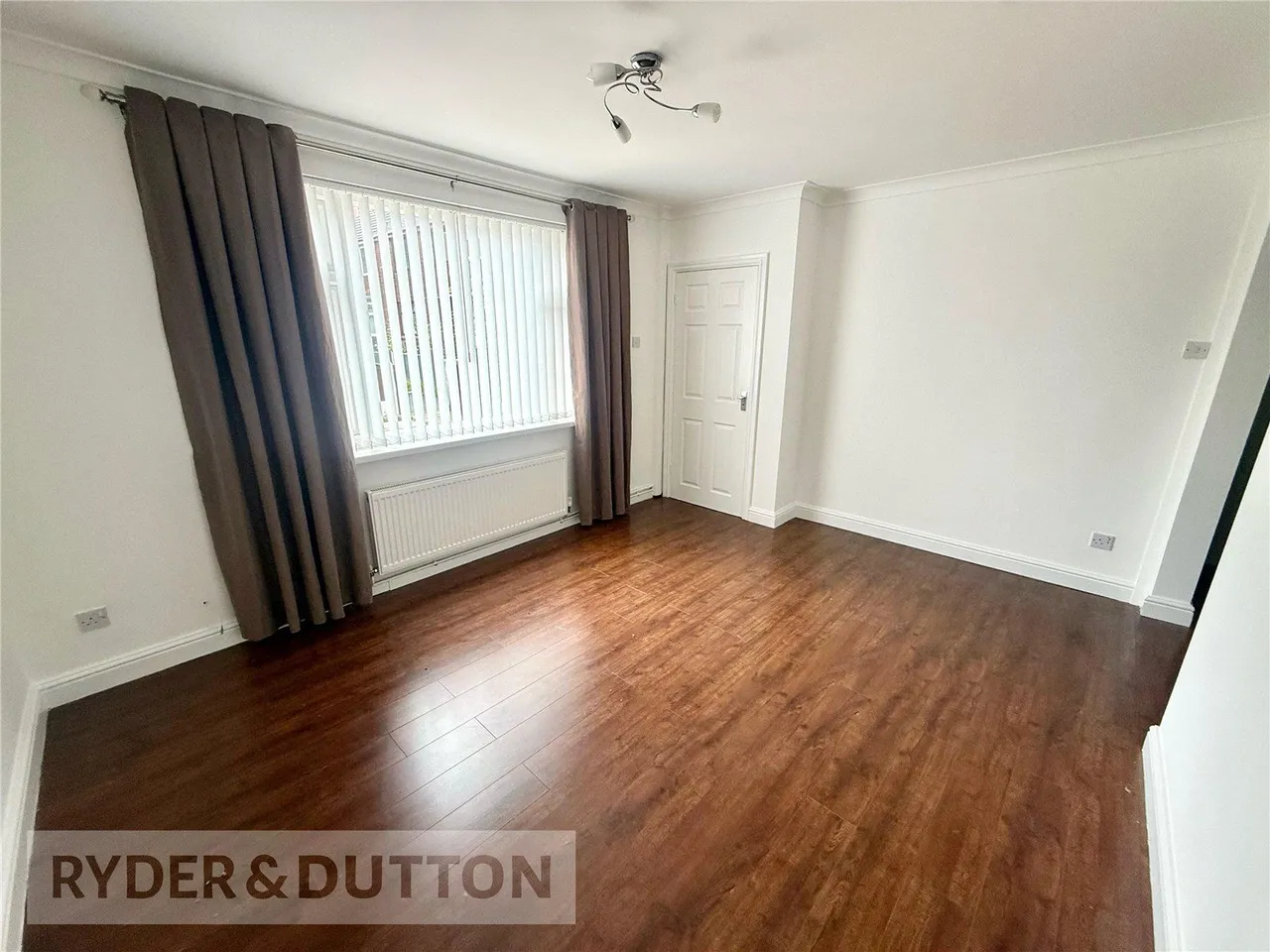 Hazel Grove, Chadderton, OL9, photo 4