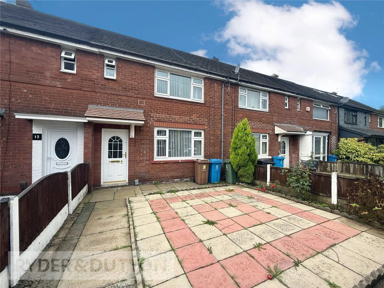 2 bed house to rent, Hazel Grove, Chadderton, OL9