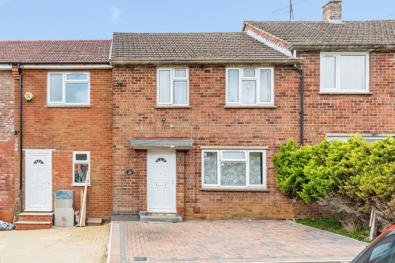 3 bed house for sale — Kathleen Drive, Kettering