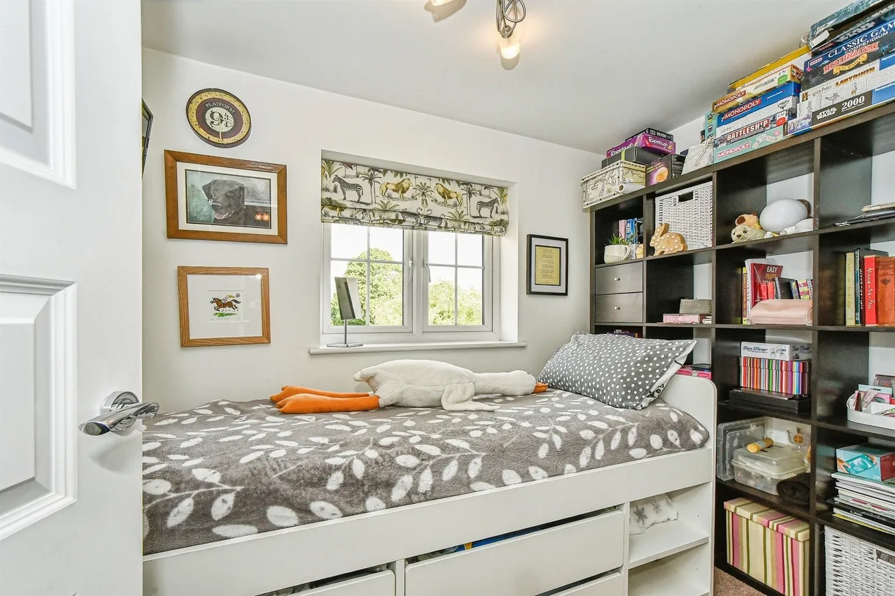 Anson Drive, Watchfield, SN6, photo 13
