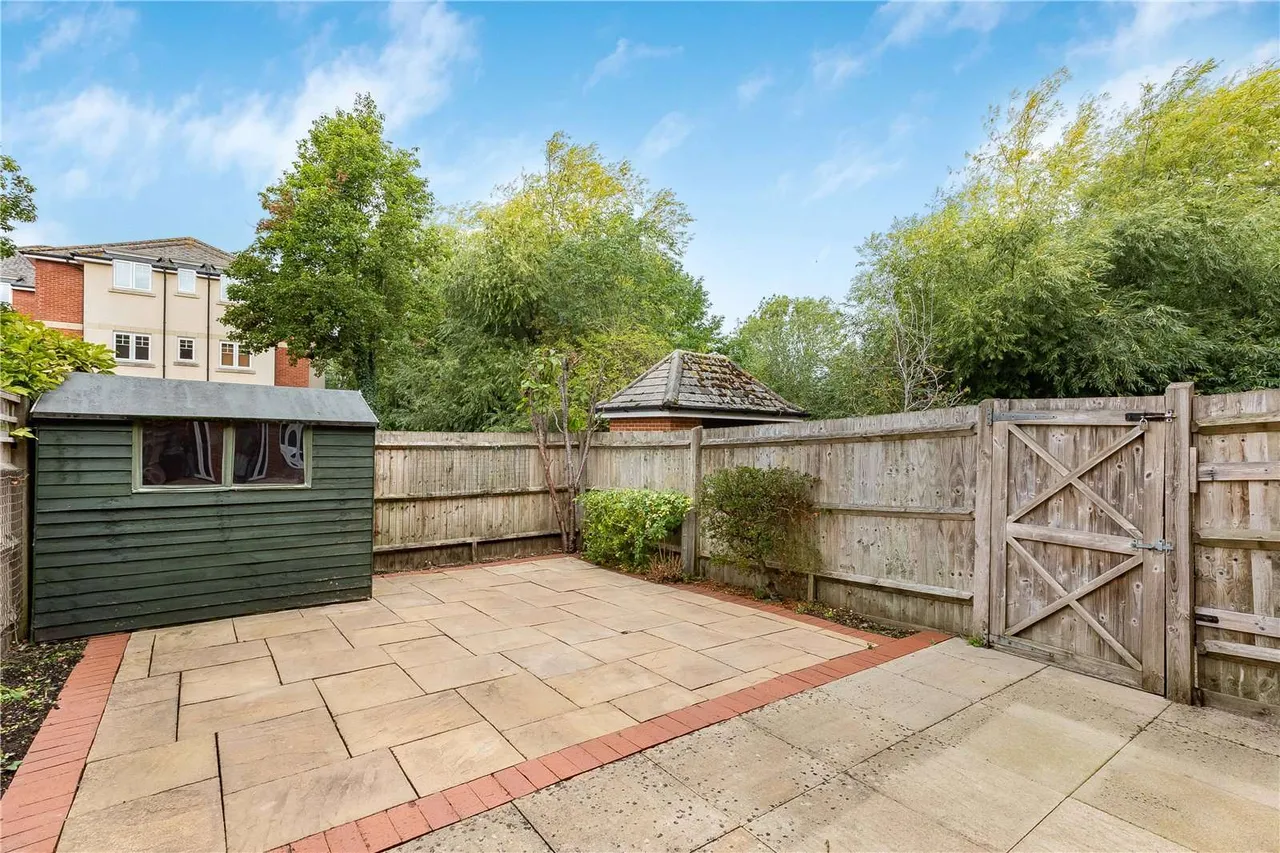 Little Court, Grove, OX12, photo 6