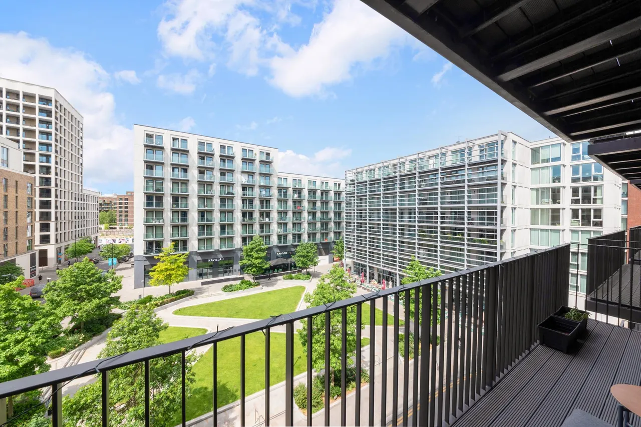 Masthead House, Royal Wharf, E16, photo 10