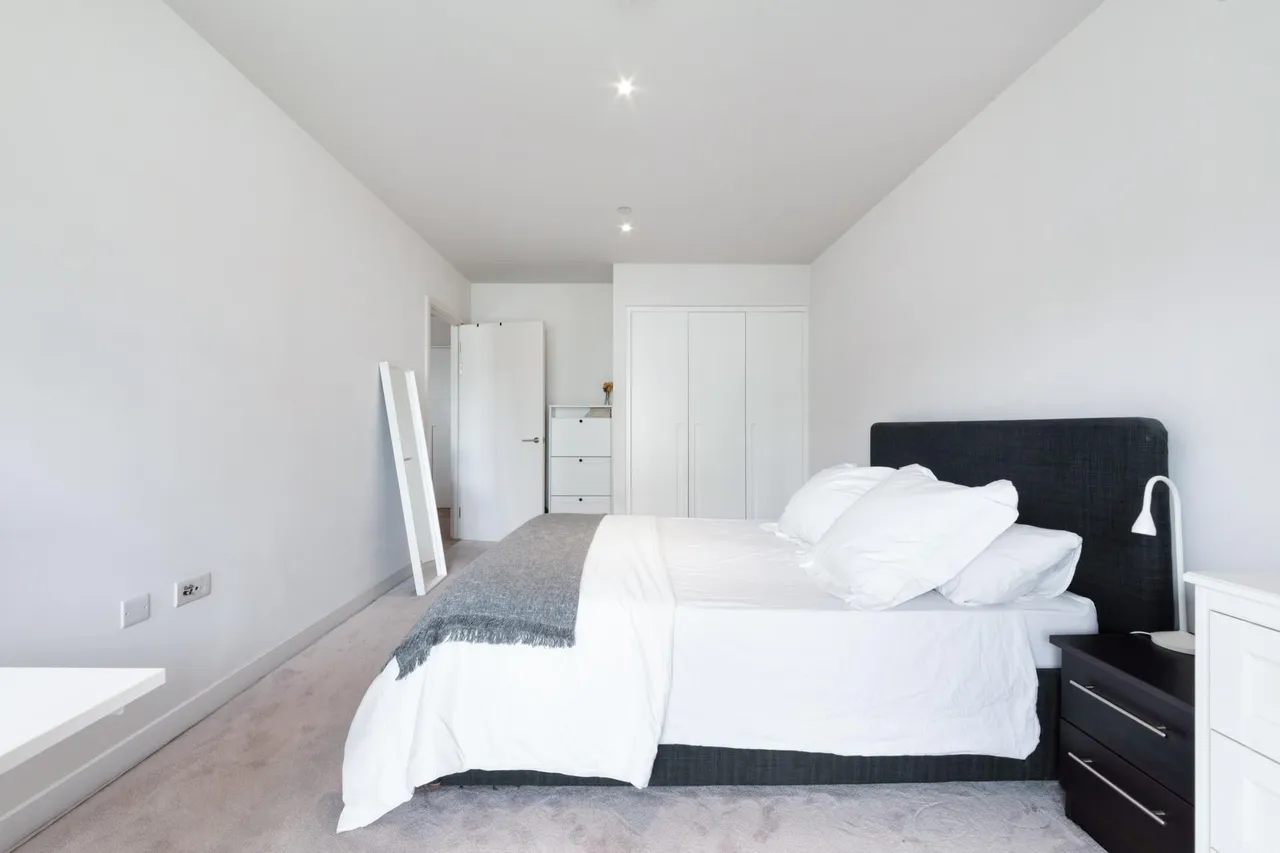 Masthead House, Royal Wharf, E16, photo 8