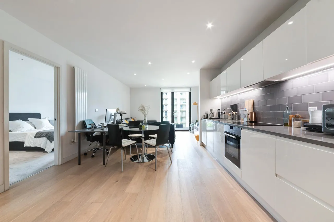 Masthead House, Royal Wharf, E16, photo 6