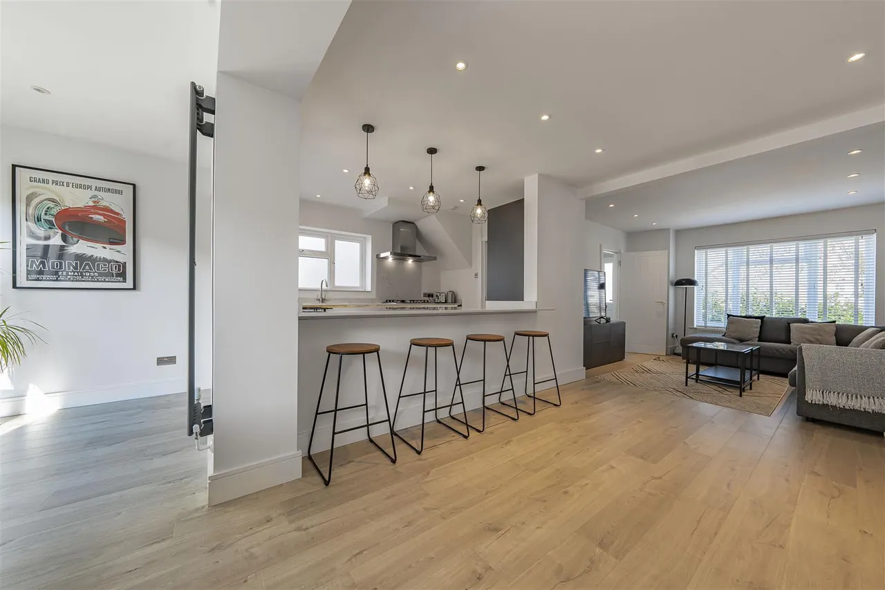 Greenacre, Windsor, SL4 5LW, photo 8