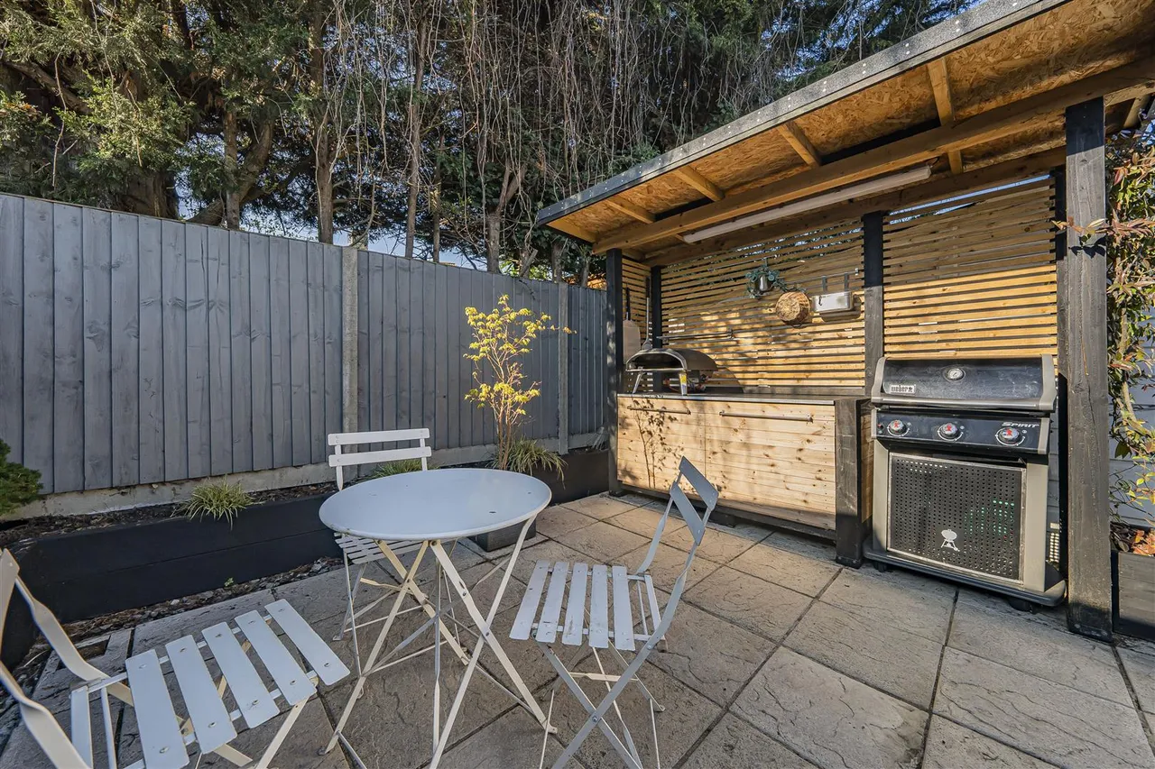 Greenacre, Windsor, SL4 5LW, photo 16