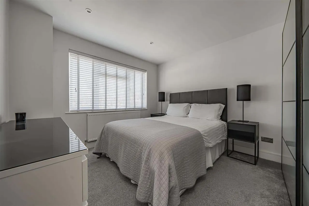 Greenacre, Windsor, SL4 5LW, photo 10