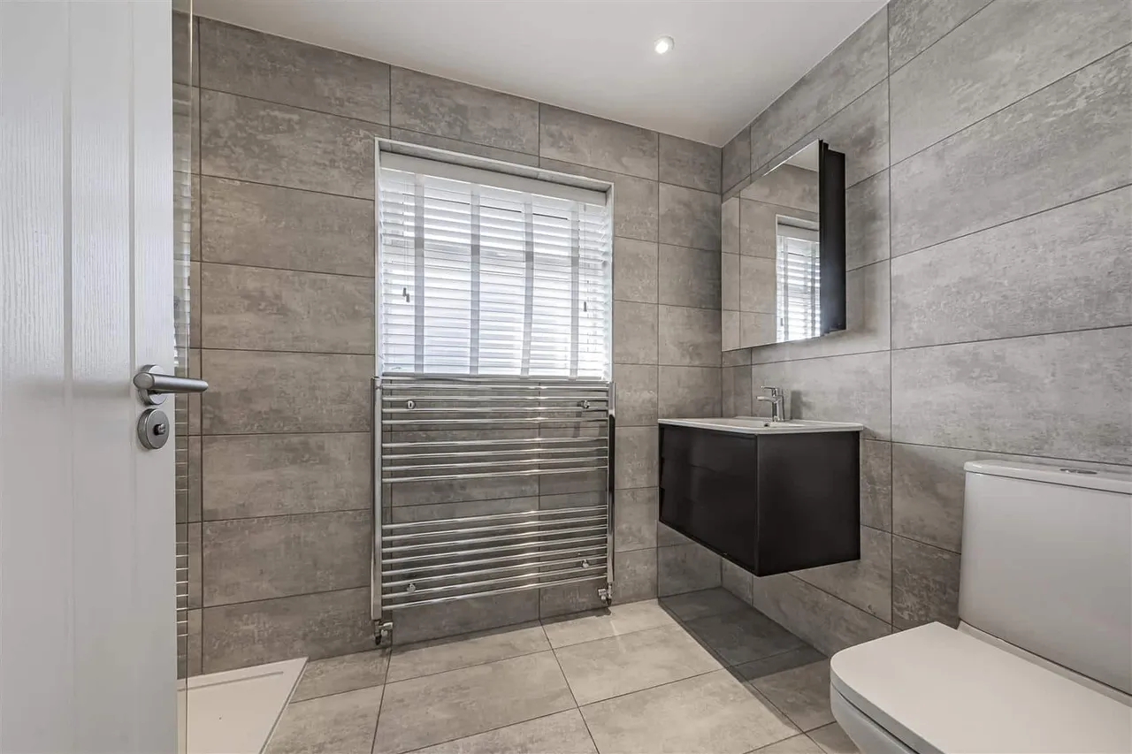 Greenacre, Windsor, SL4 5LW, photo 14