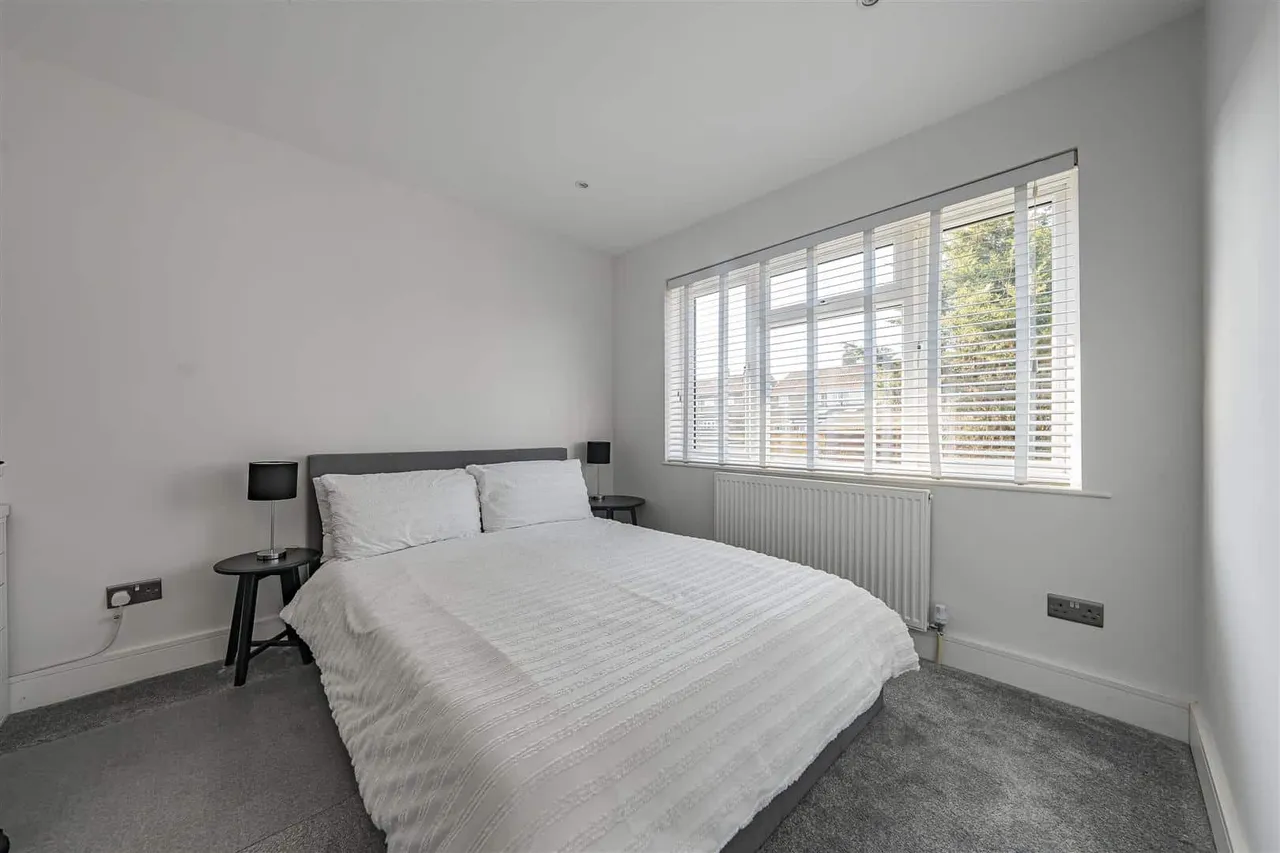 Greenacre, Windsor, SL4 5LW, photo 11