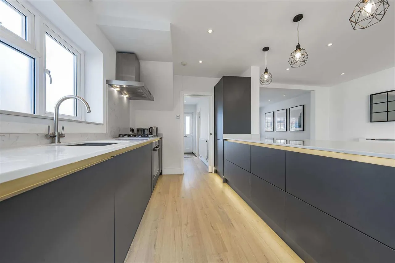 Greenacre, Windsor, SL4 5LW, photo 5